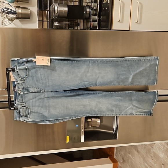 💕NYDJ💕 Barbara Bootcut Jeans ~ Solstice Wash 12 NWT - Picture 3 of 12